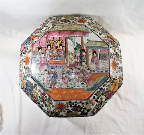 Qianlong Rose Medallion Export Porcelain Octagonal Box