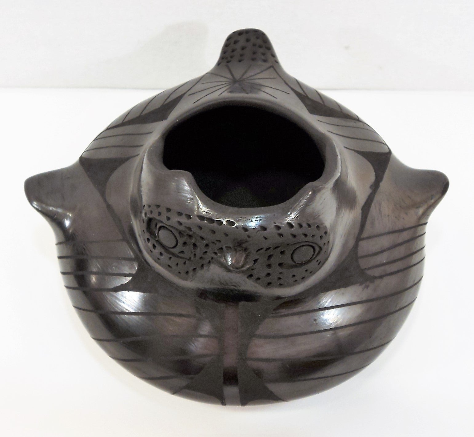 Jose L. Quezada Mata Ortiz Blackware Owl Vessel