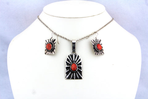 Merlin James Necklace and Earring Set