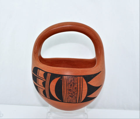 Evelyn Poolheco Hopi Tewa Pottery Basket